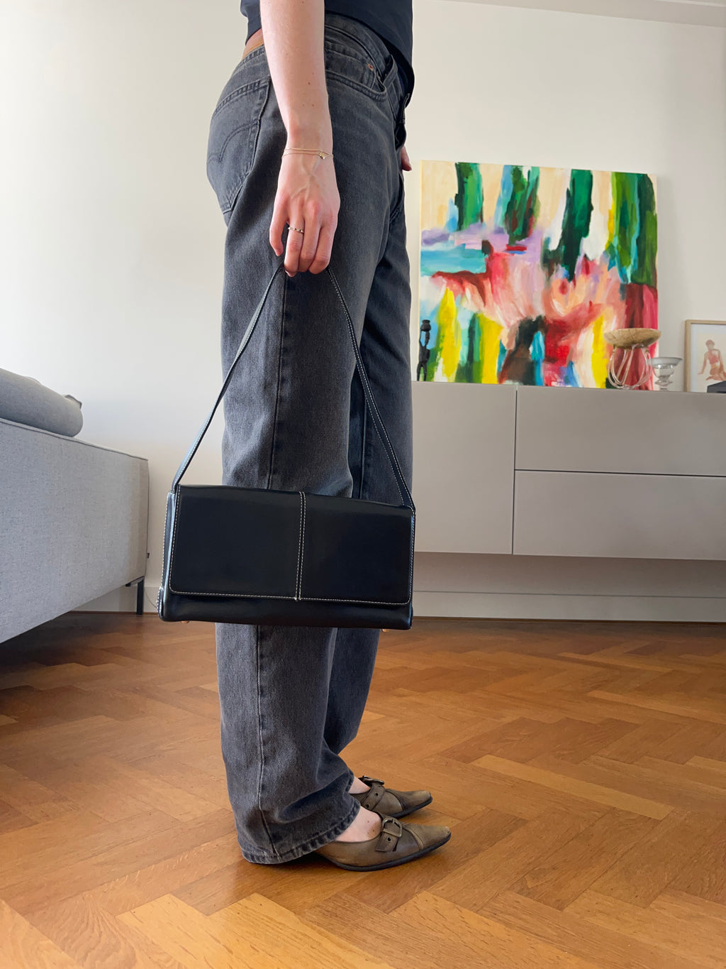 BLACK SHOULDER BAG