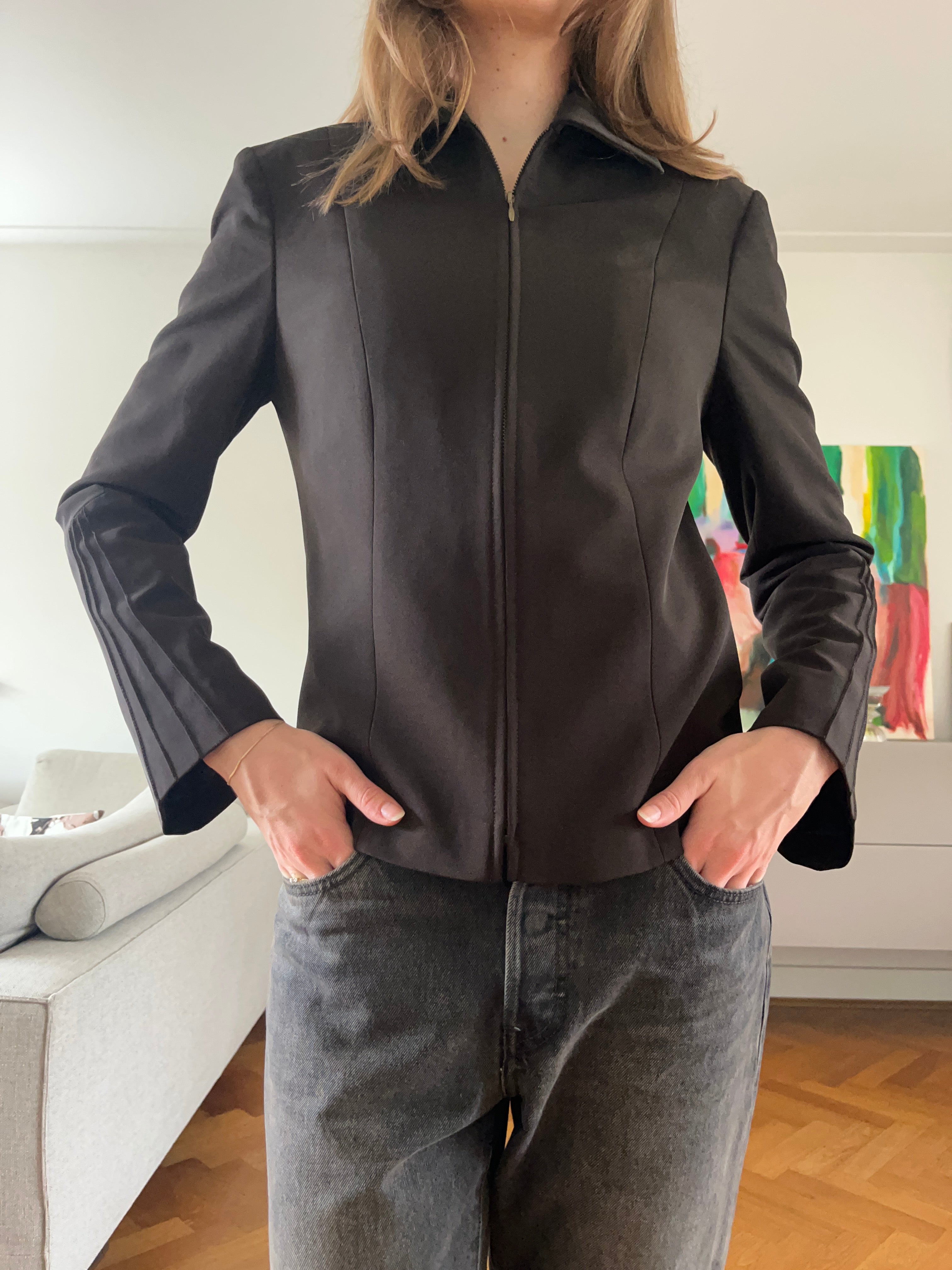 BROWN ZIP-UP BLAZER